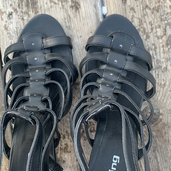 Spring Gladiator Heels - Picture 5 of 7